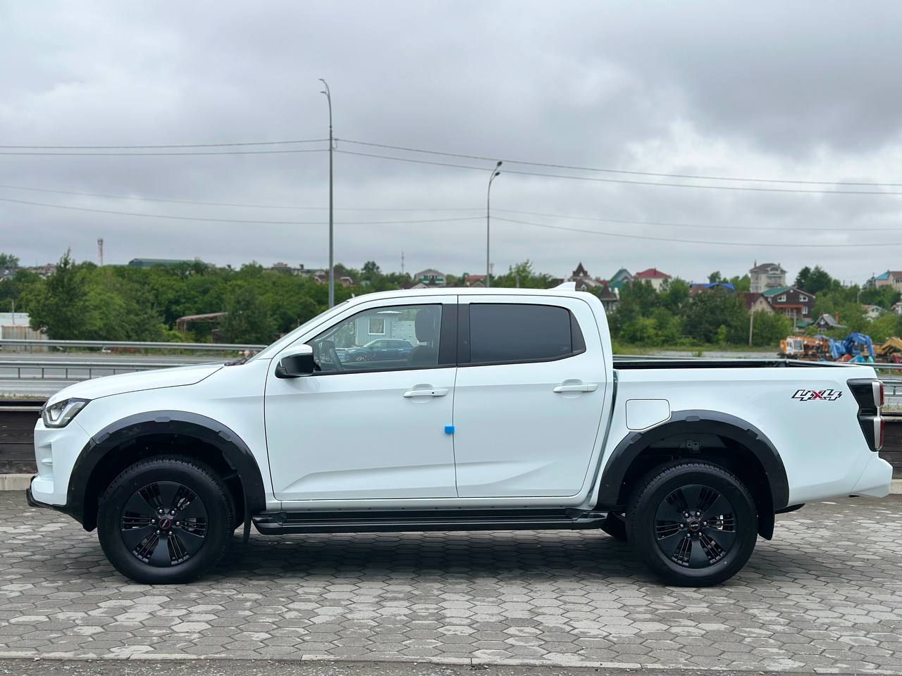 Isuzu D-MAX V-CROSS 2.5 TD