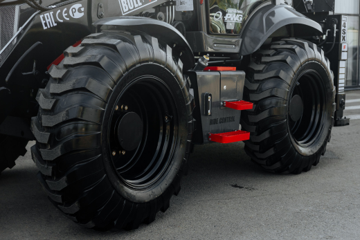 Экскаватор-погрузчик BULL 4SX-F