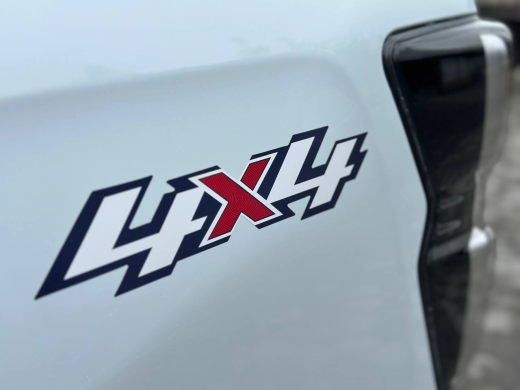 Isuzu D-MAX V-CROSS 2.5 TD