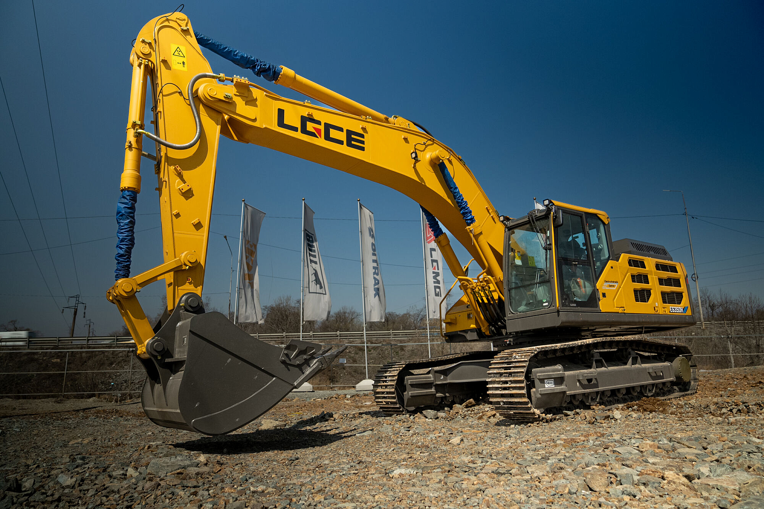 Экскаватор гусеничный LGCE E6350H