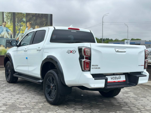 Isuzu D-MAX V-CROSS 2.5 TD