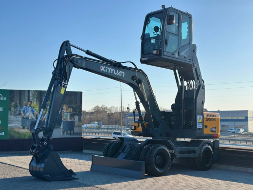 Колесный экскаватор XINYUAN C140W с лифт-кабиной