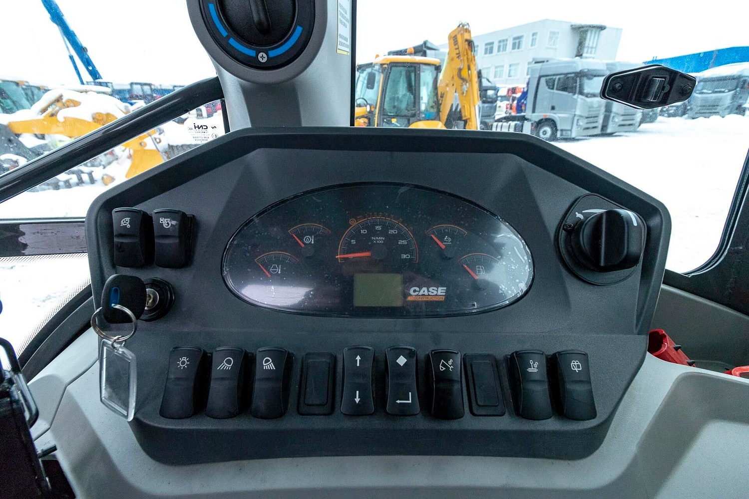 Экскаватор-погрузчик CASE 695SV Comfort (Tier 5 с отключенной системой SCR, Турция)