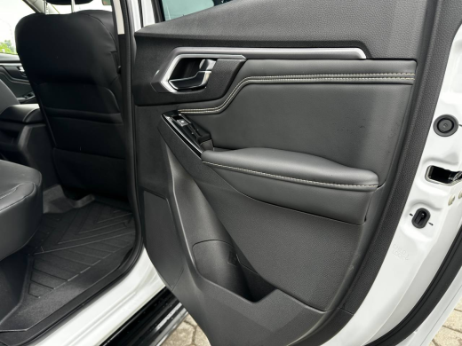 Isuzu D-MAX V-CROSS 2.5 TD