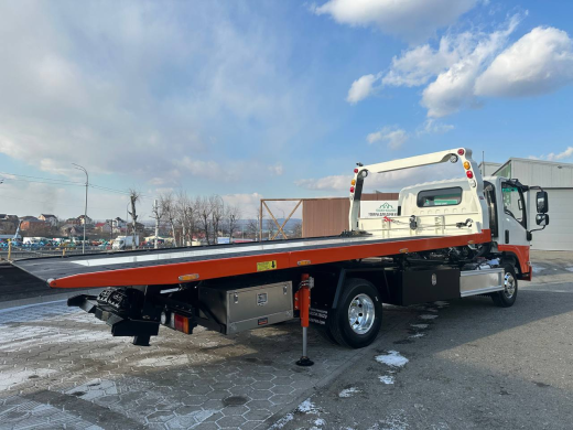 Эвакуаторная платформа 4.5 т на шасси Isuzu Elf