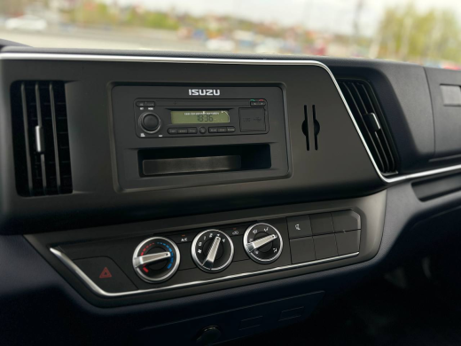 Грузовик бортовой ISUZU ELF