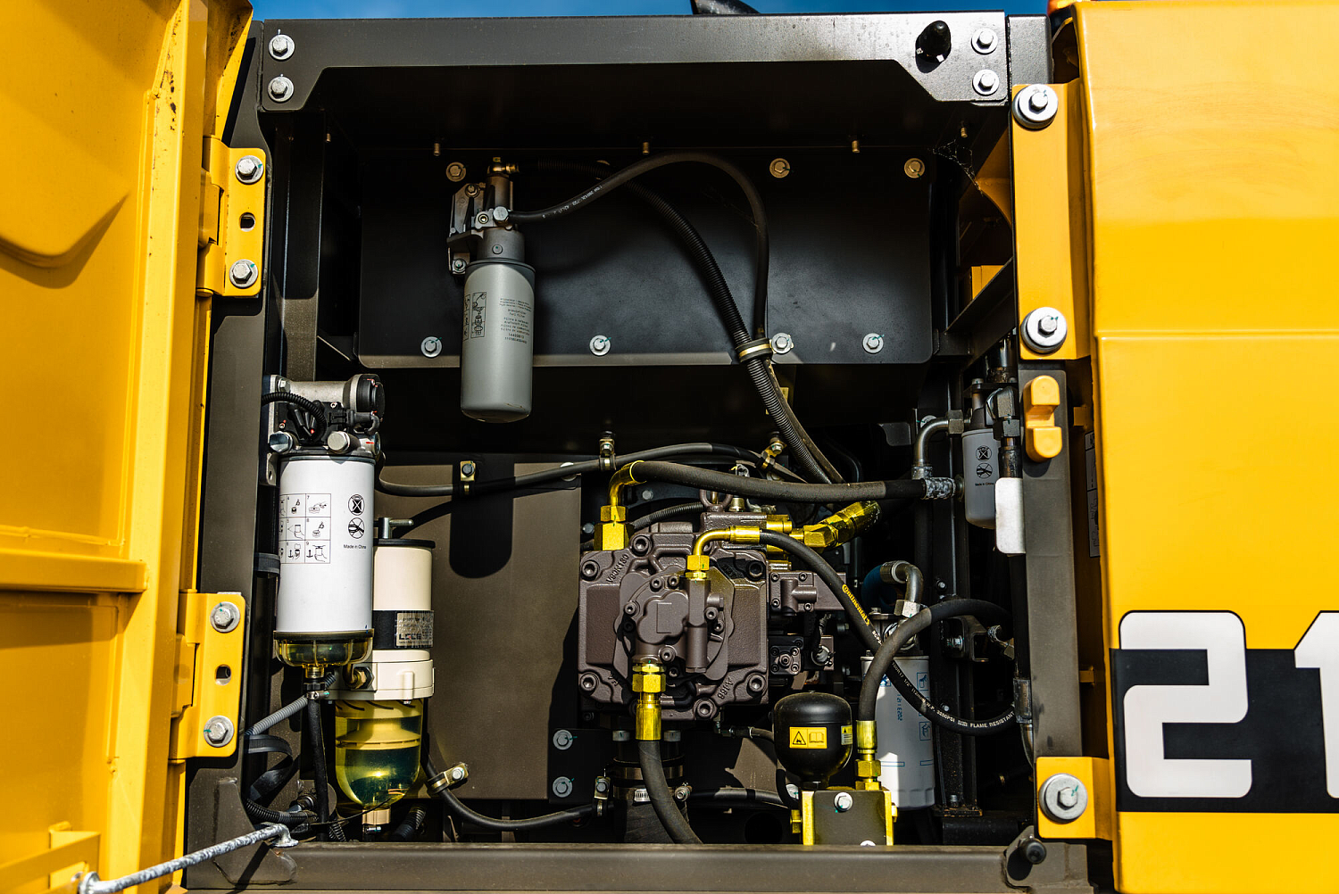 Экскаватор гусеничный LGCE E6210H