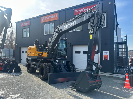 Колесный экскаватор XINYUAN C140W