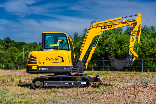 Экскаватор гусеничный LGCE E660FL (Квик-каплер гидр, Резиновая гус, Двухпоточная гидролиния (X3))