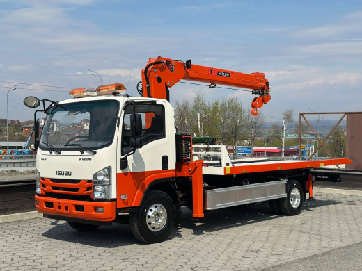 Эвакуаторная платформа 4.5 т с КМУ 3.2 т на шасси Isuzu Elf