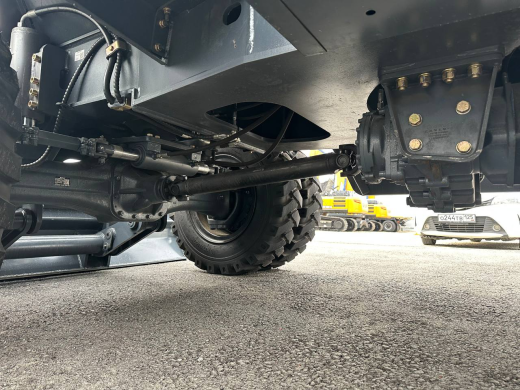 Колесный экскаватор XINYUAN C150W