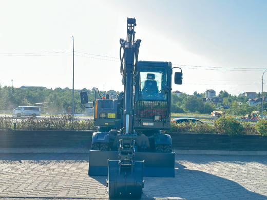 Колесный экскаватор XINYUAN B65 ECO