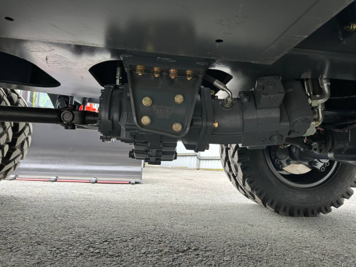 Колесный экскаватор XINYUAN C135W