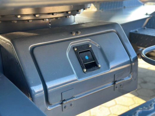 Колесный экскаватор XINYUAN C140W с лифт-кабиной