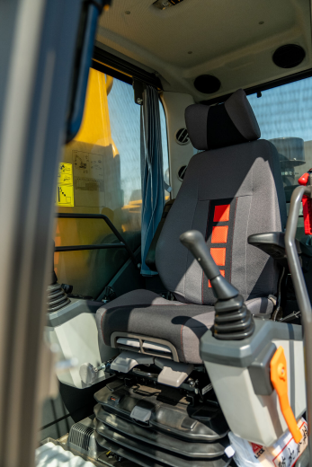 Экскаватор гусеничный LGCE E6350H