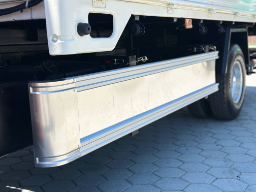 ISUZU ELF бортовой с КМУ HYVA