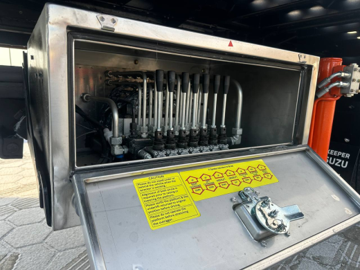 Эвакуаторная платформа 4.5 т на шасси Isuzu Elf