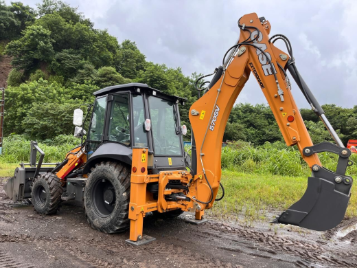 Экскаватор-погрузчик CASE 570SV (с вилами, Индия)