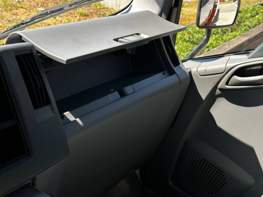 ISUZU ELF бортовой с КМУ HYVA