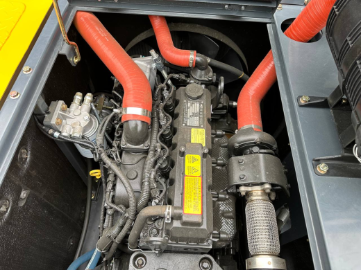 Колесный экскаватор XINYUAN C135W