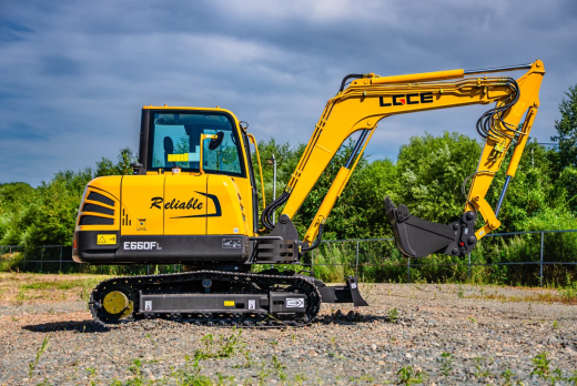 Экскаватор гусеничный LGCE E660FL (Квик-каплер гидр, Металлическая гус, Двухпоточная гидролиния (X3))