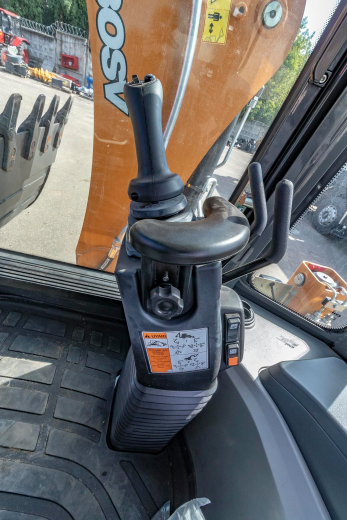 Экскаватор-погрузчик CASE 580SV Comfort (Tier 5 с отключенной SCR, Турция)