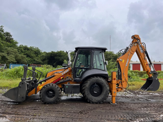 Экскаватор-погрузчик CASE 570SV (с вилами, Индия)