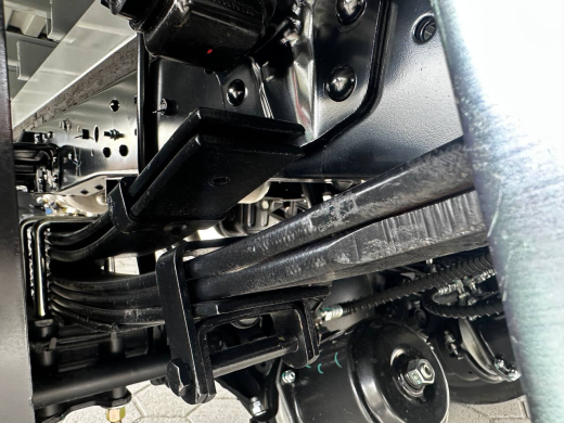 Грузовик бортовой ISUZU ELF