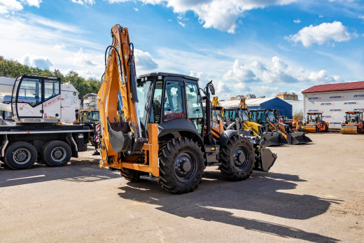 Экскаватор-погрузчик CASE 695SV Comfort (Tier 5 с отключенной системой SCR, Турция)