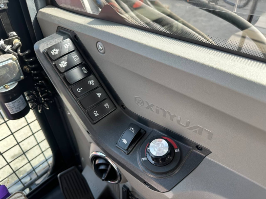 Колесный экскаватор XINYUAN B60 Professional (ECO)