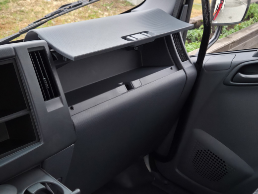 ISUZU ELF бортовой с КМУ UNIC