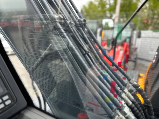 Колесный экскаватор XINYUAN C135W