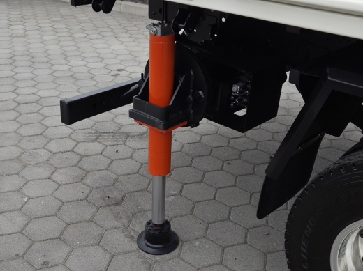 ISUZU ELF бортовой с КМУ UNIC