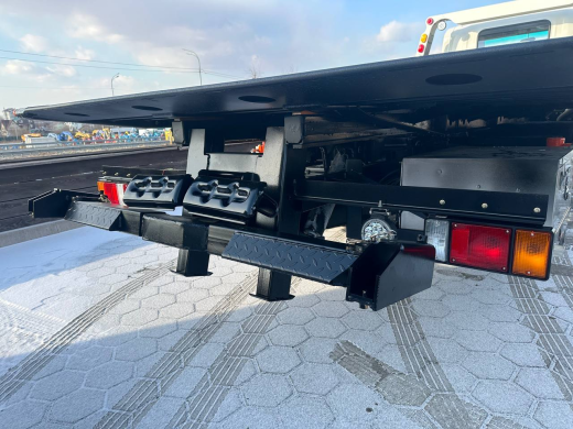 Эвакуаторная платформа 4.5 т на шасси Isuzu Elf