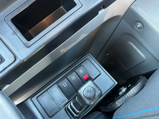 Колесный экскаватор XINYUAN C140W с лифт-кабиной