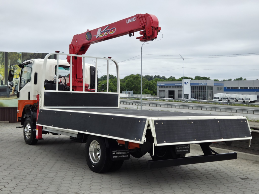 ISUZU ELF бортовой с КМУ UNIC