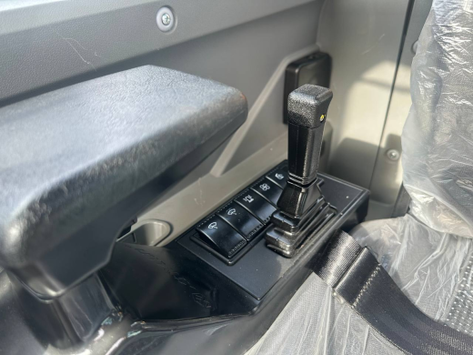 Колесный экскаватор XINYUAN C100 Professional