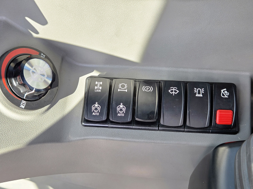 Колесный экскаватор XINYUAN B65 ECO