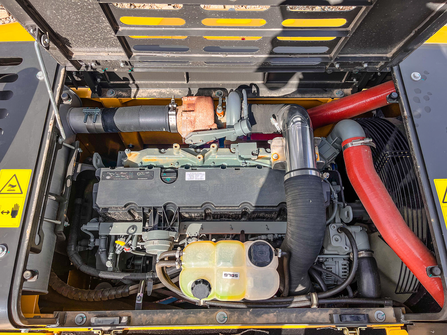 Экскаватор гусеничный LGCE E6300F