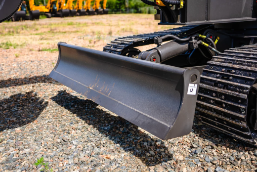 Экскаватор гусеничный LGCE E660FL (Квик-каплер гидр, Металлическая гус, Двухпоточная гидролиния (X3))