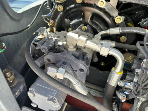 Колесный экскаватор XINYUAN B70S