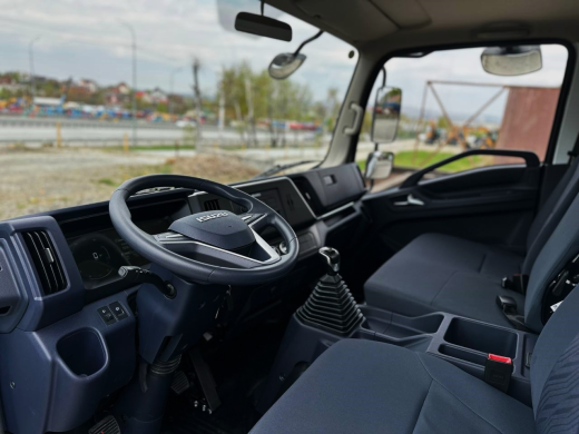 Грузовик бортовой ISUZU ELF