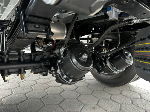 Грузовик бортовой ISUZU ELF