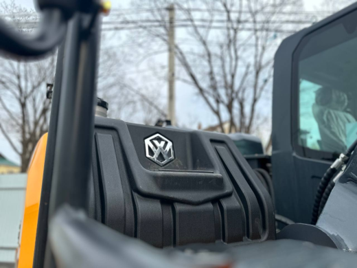 Колесный экскаватор XINYUAN C150W