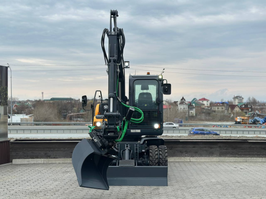 Колесный экскаватор XINYUAN B70S