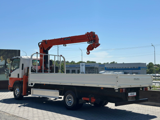 ISUZU ELF бортовой с КМУ HYVA