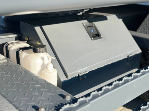 Колесный экскаватор XINYUAN C140W с лифт-кабиной