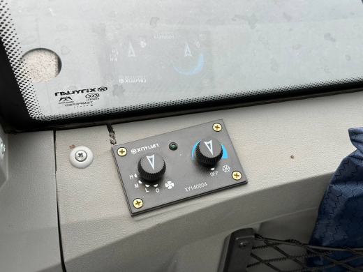 Колесный экскаватор XINYUAN B70S