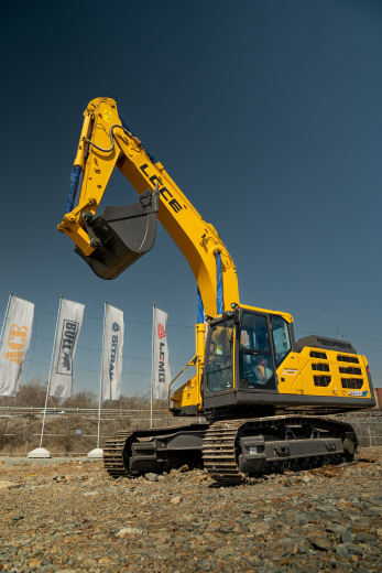 Экскаватор гусеничный LGCE E6350H