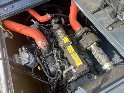 Колесный экскаватор XINYUAN C140W